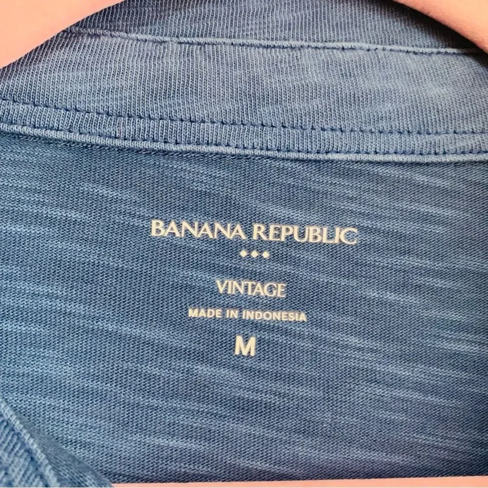 Banana Republic Vintage Slub cotton polo shirt in Icy Cove blue size medium